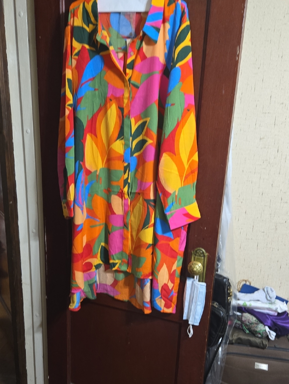 Vibrant Tropical Print Button-Up Tunic